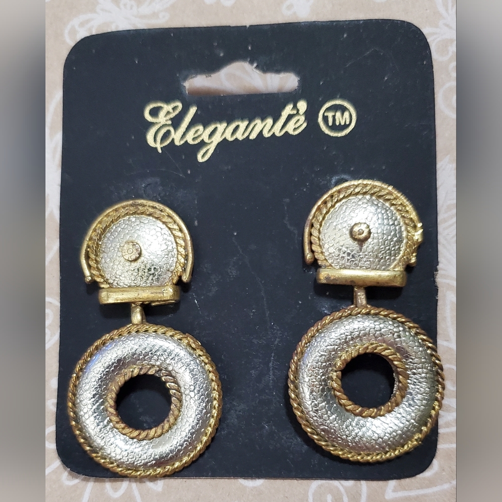 Elegante' Vintage Clip Earrings**Gold/Silvertone Circles**NOS**Style # 1884